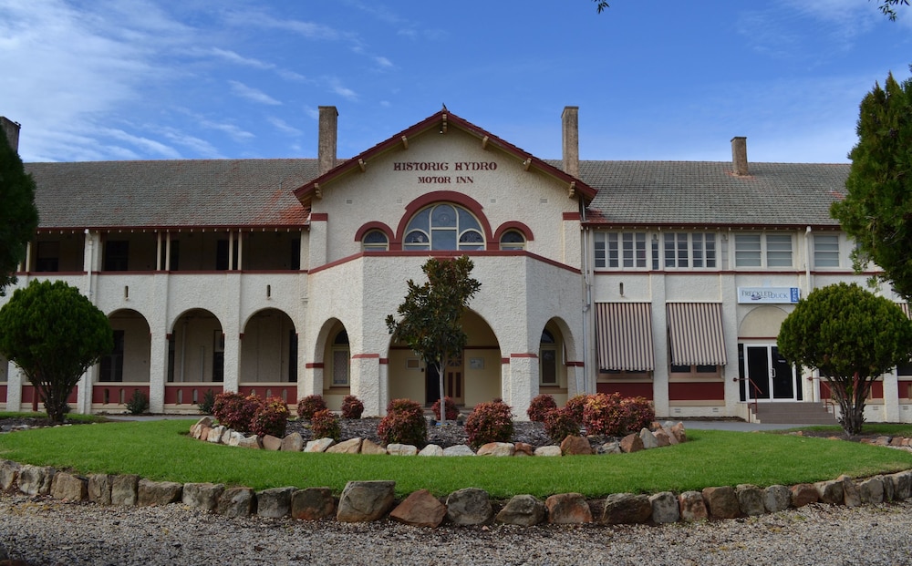 HISTORIC HYDRO MOTOR INN 1/49
