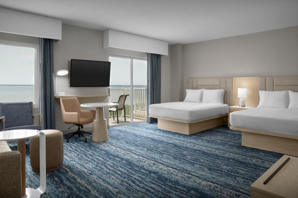 STUDIO, SUITE, 2 QUEEN BEDS, BAY FRONT