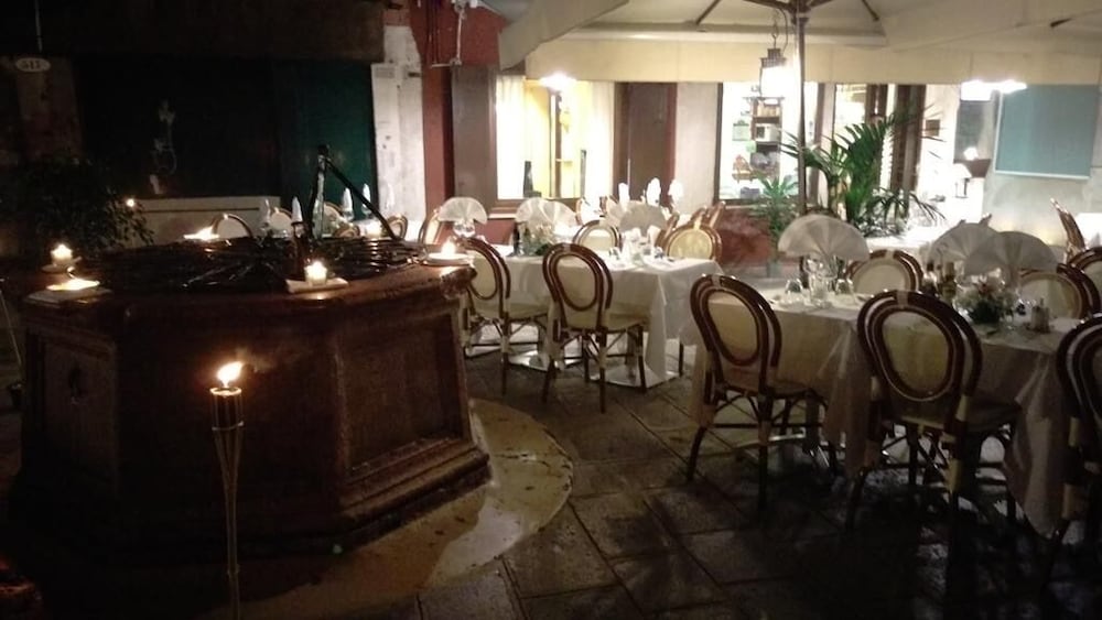 Antica Casa Coppo 45/54