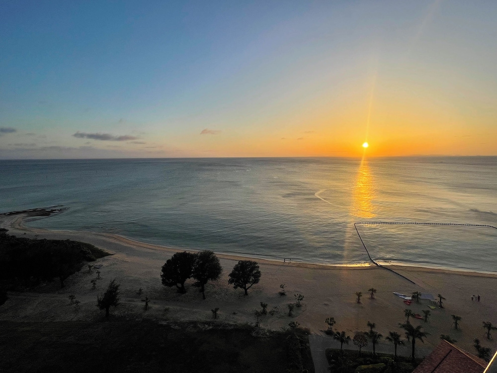 Ryukyu Hotel and Resort Nashiro Beach 45/49