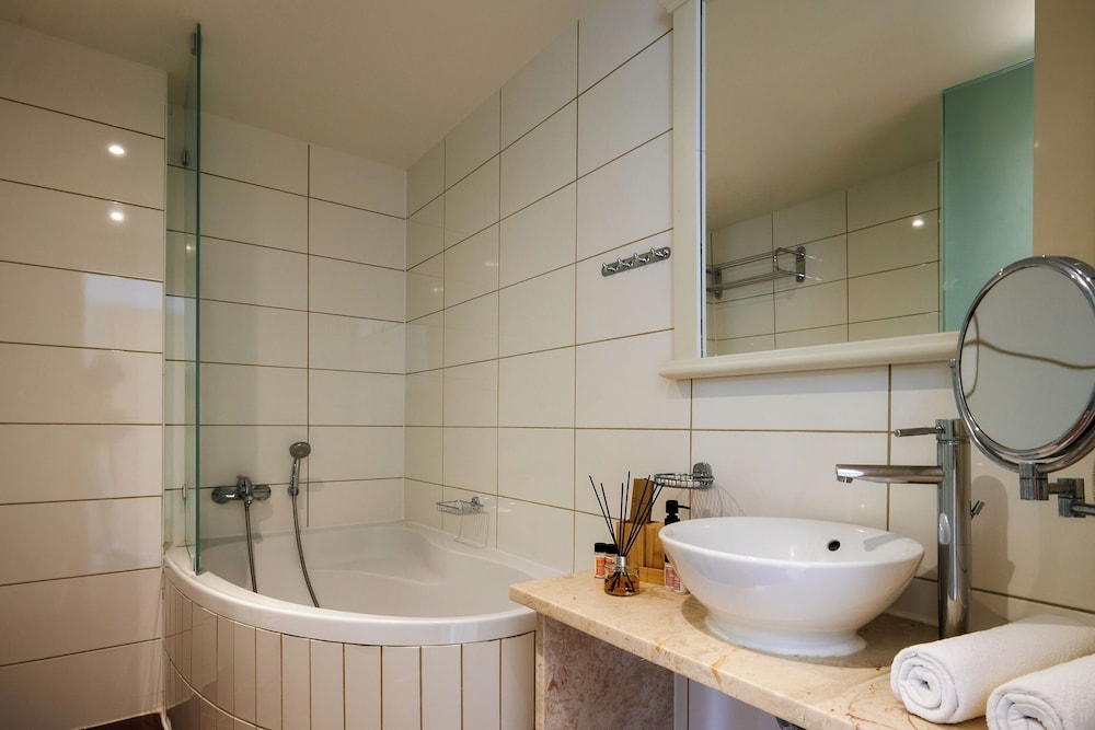 Koutrakis Suites by Estia 50/50