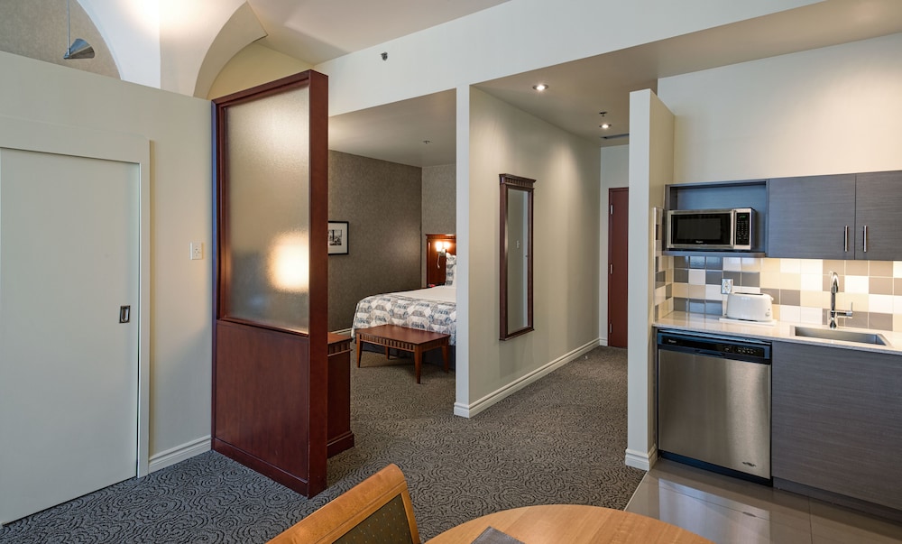 Le Square Phillips Hotel And Suites 28/45