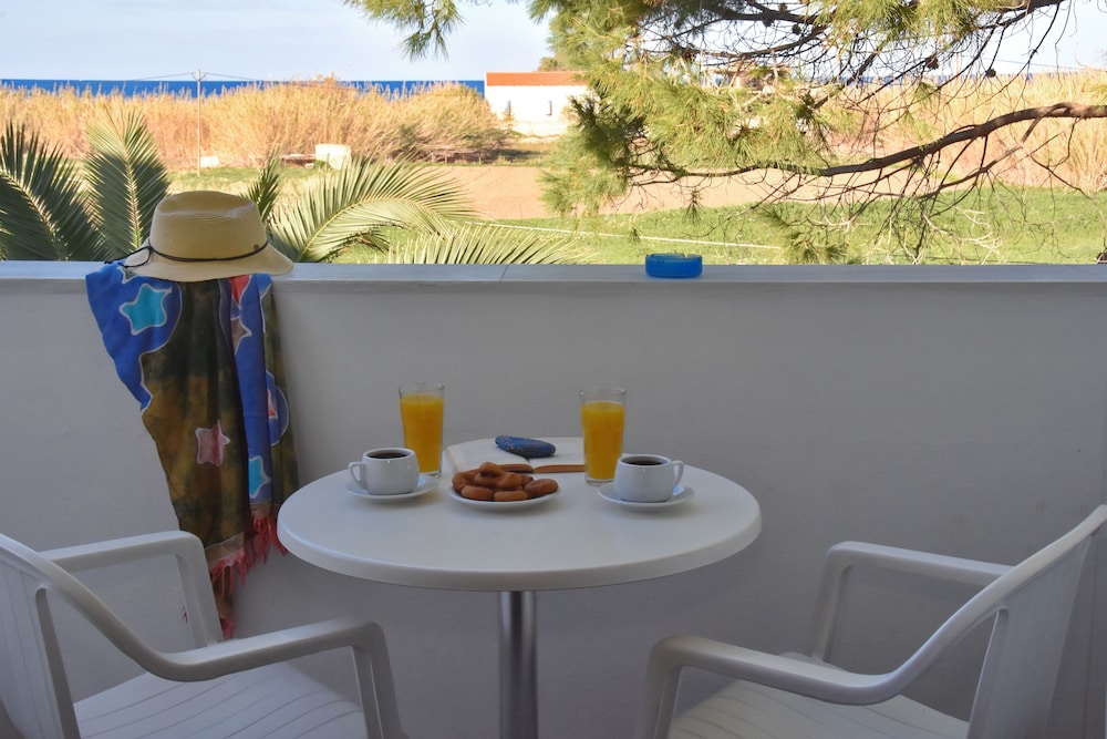 Mantenia Hotel 31/50