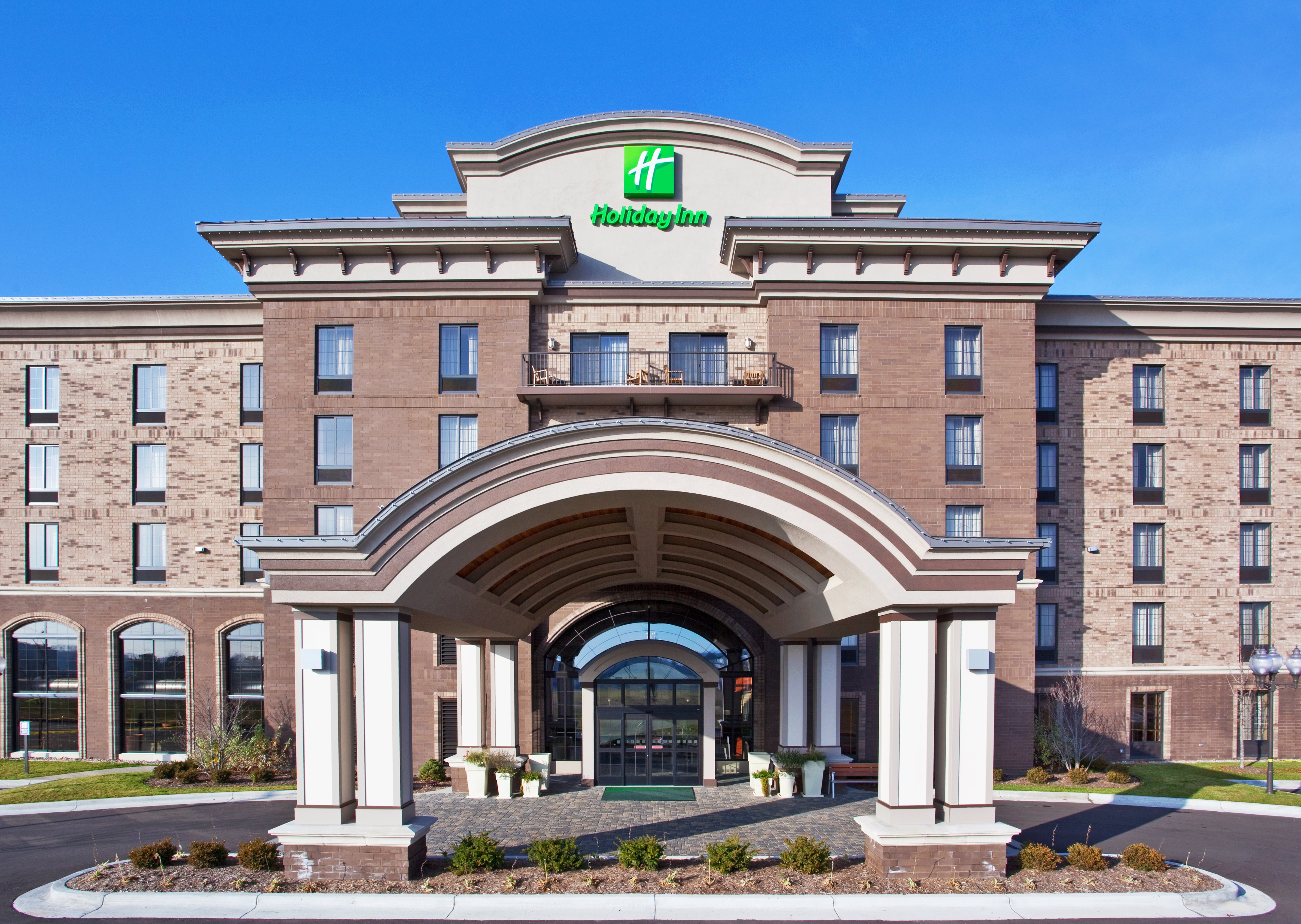 Holiday Inn Midland 12/75