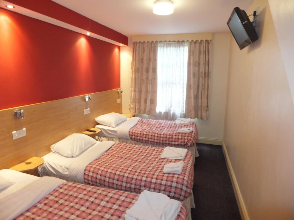 Carlton Hotel 14/67