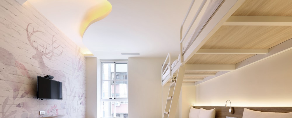 Mini Hotels (Taichung Station Branch) 39/49