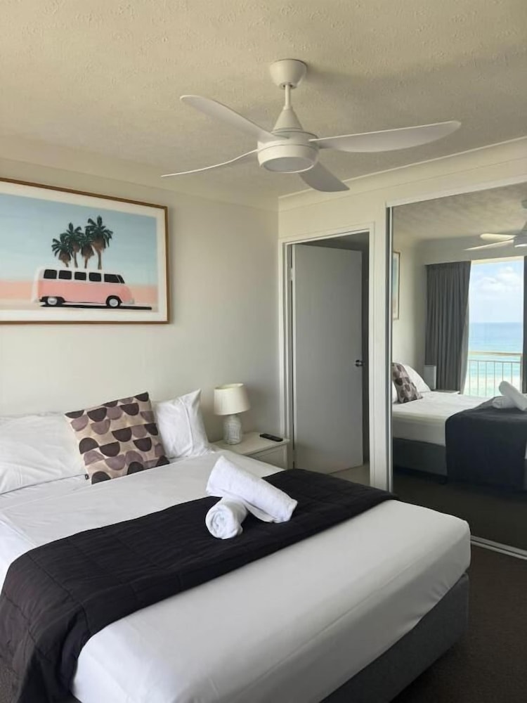 4 Bedrooms, Apartment, 4 Beds, 2 Queen Beds, Beach Front, Ocean View