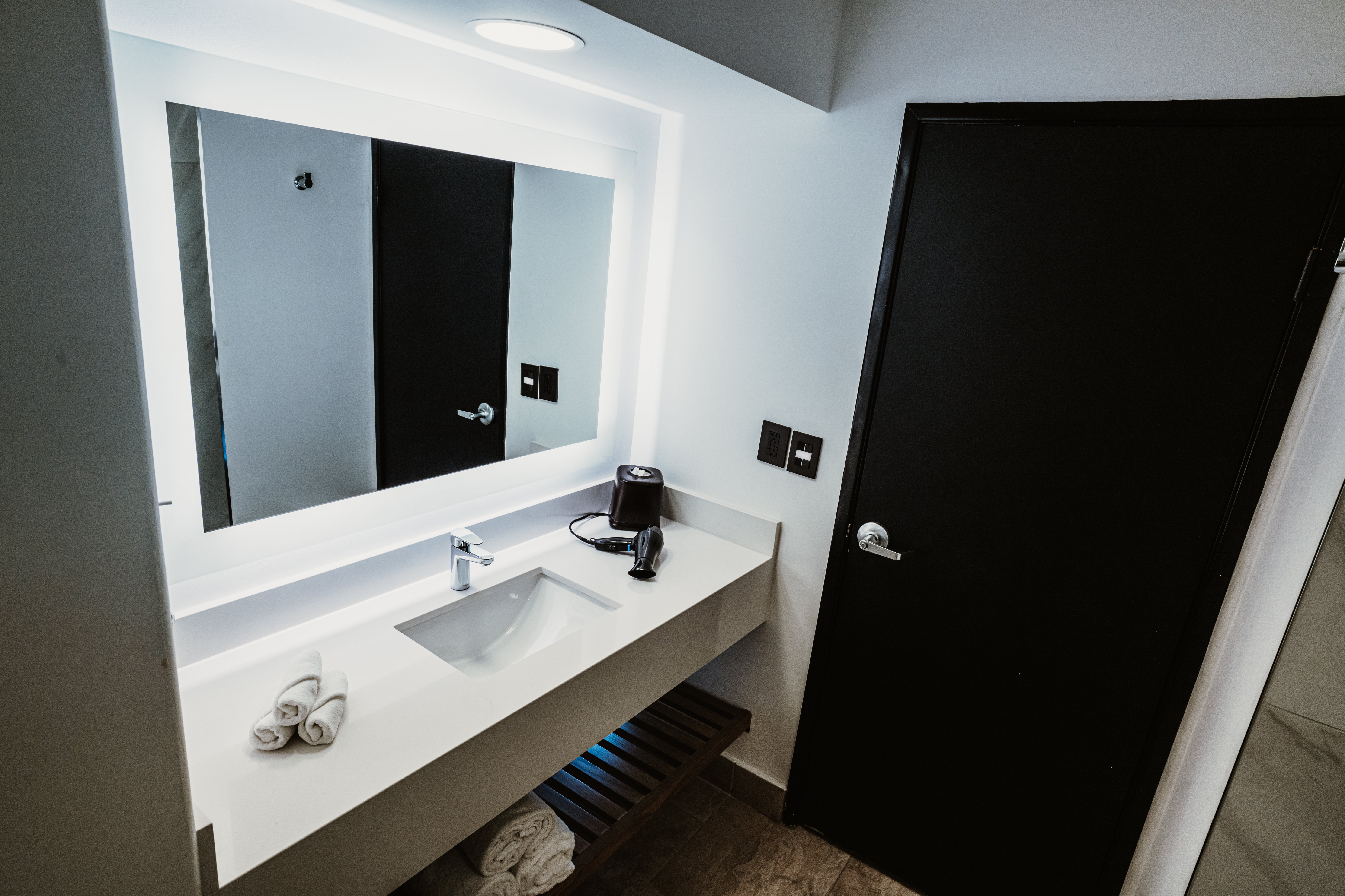 Holiday Inn Tijuana Zona Rio 74/74
