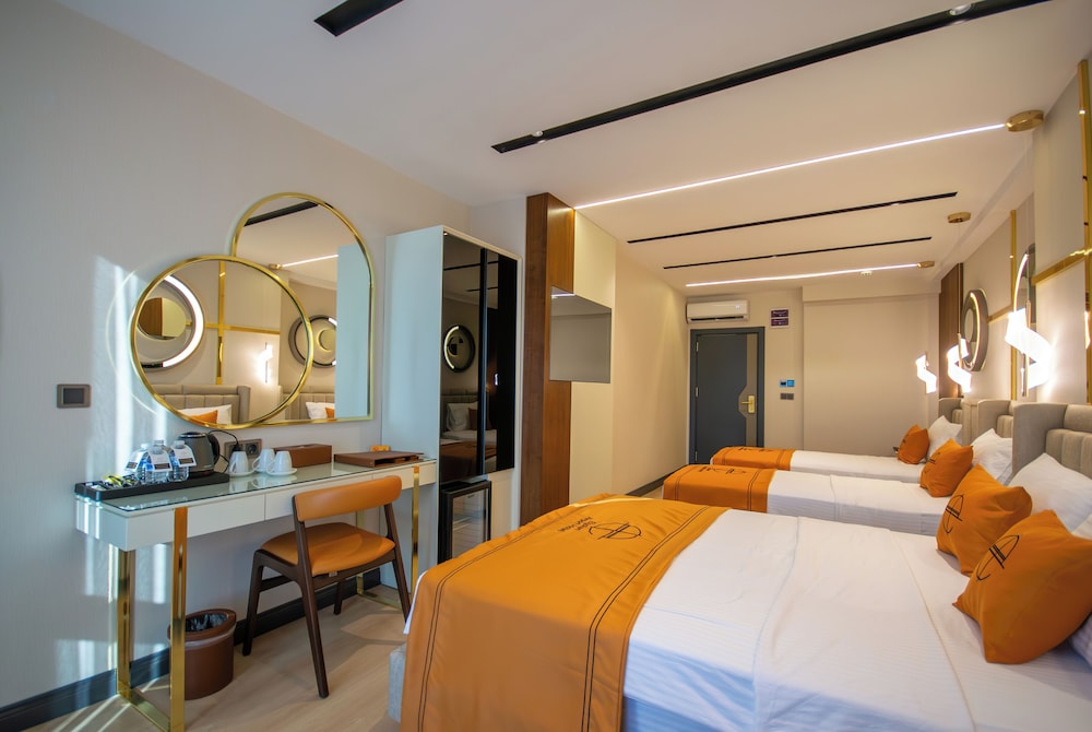 Elysian Airport Hotel & Restaurant 14/50
