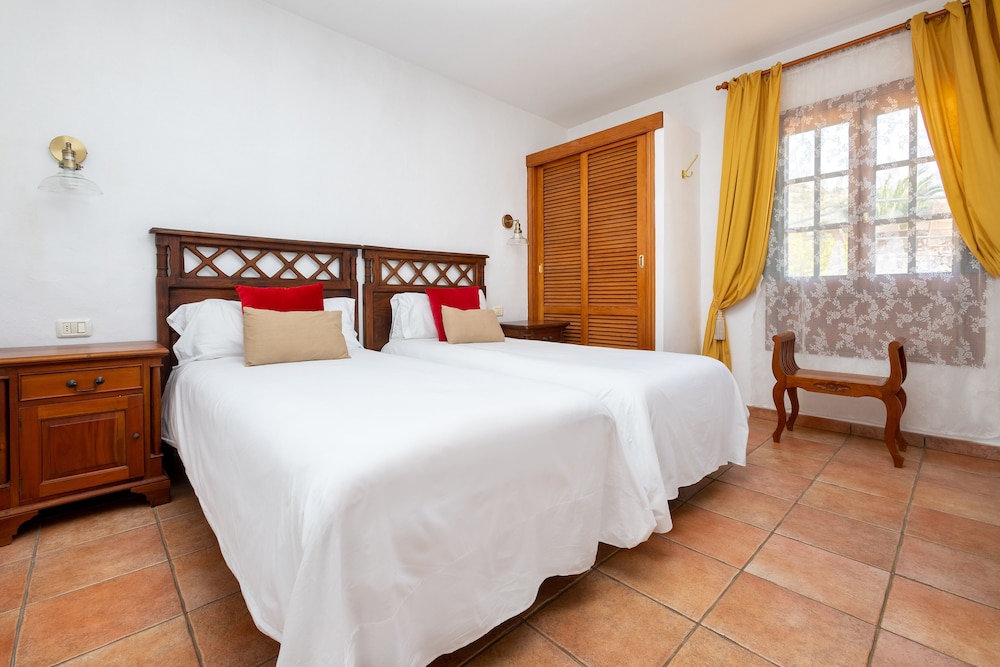 LAS CASAS DEL CHORRO 11/62