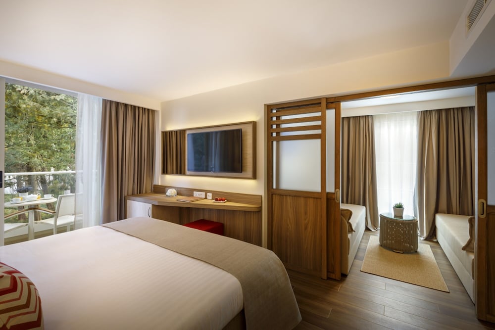 Girandella Resort Valamar Collection - Adults 10/50