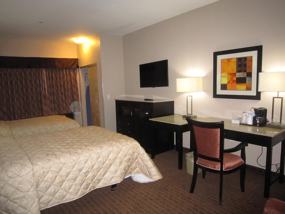Red Carpet Inn And Suites Monmouth Jtc 14/38