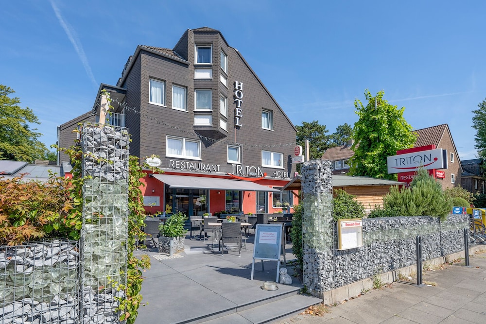 Hotel Triton 7/60