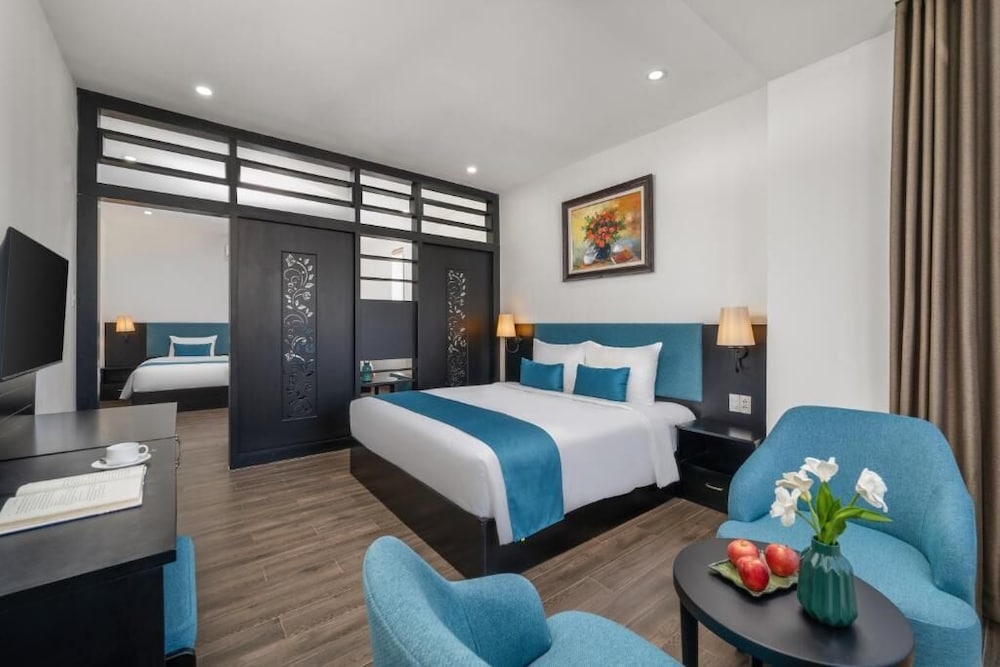 غرفة جونيور بسريرين منفصلين وسرير كينج بغرفتي نوم، Vian Hotel 3/7