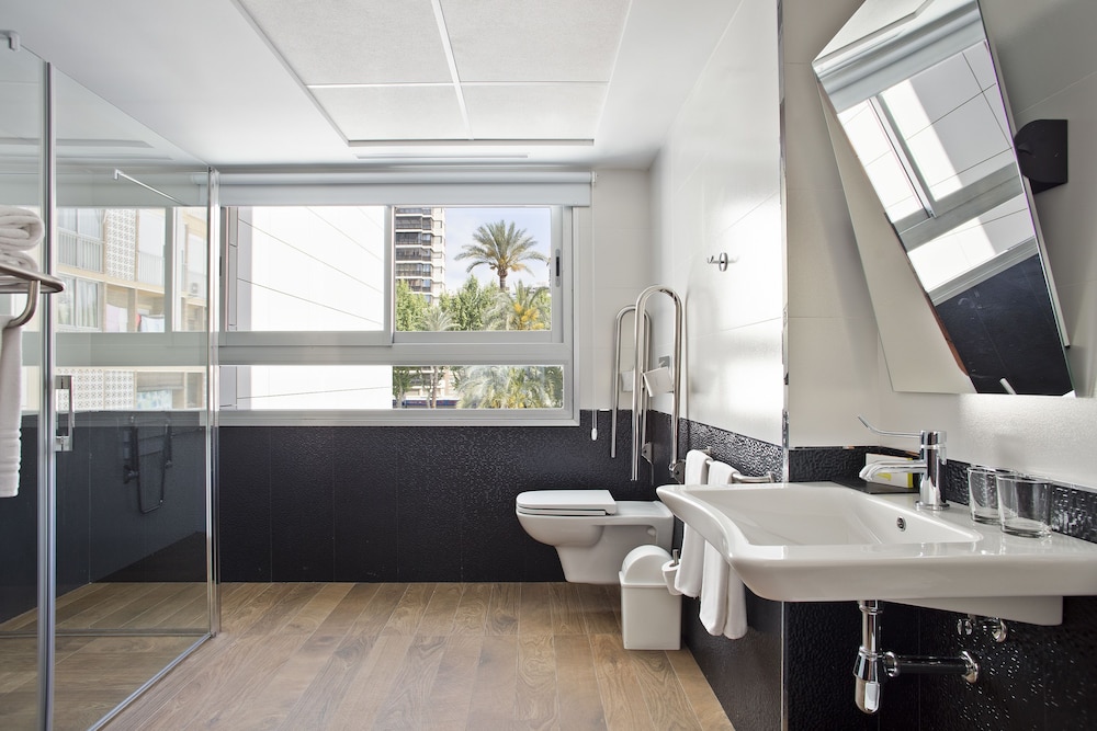 Innside Costablanca Adults Only 41/67