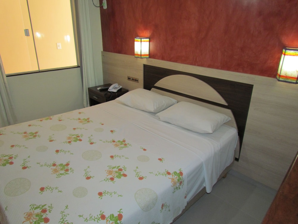 Hotel Shangrila Rede Soberano 24/66