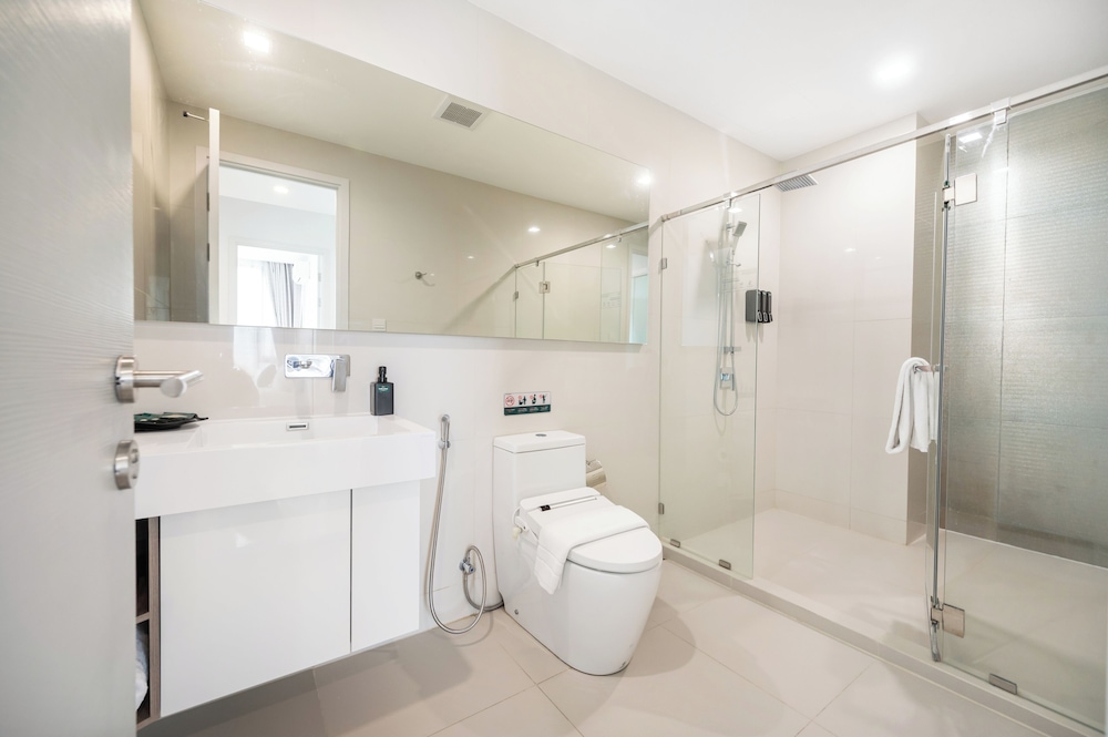 The Rich Residence Sukhumvit Nana 48/50