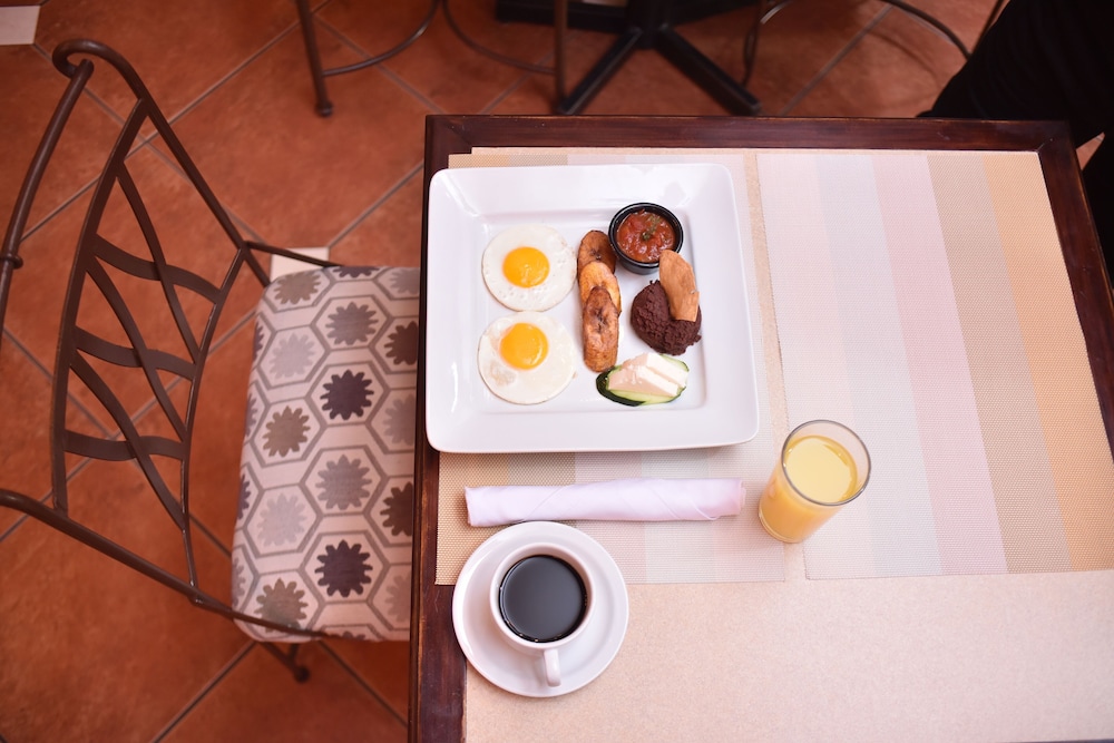 VILLA TERRA HOTEL 41/50