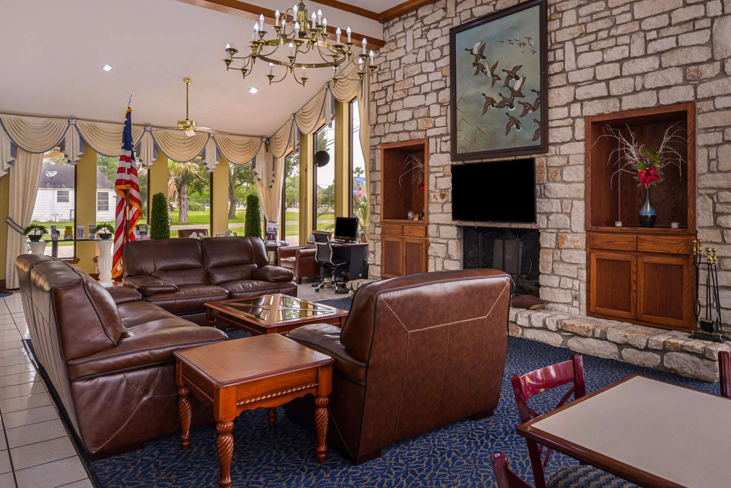 Americas Best Value Inn West Columbia 16/26