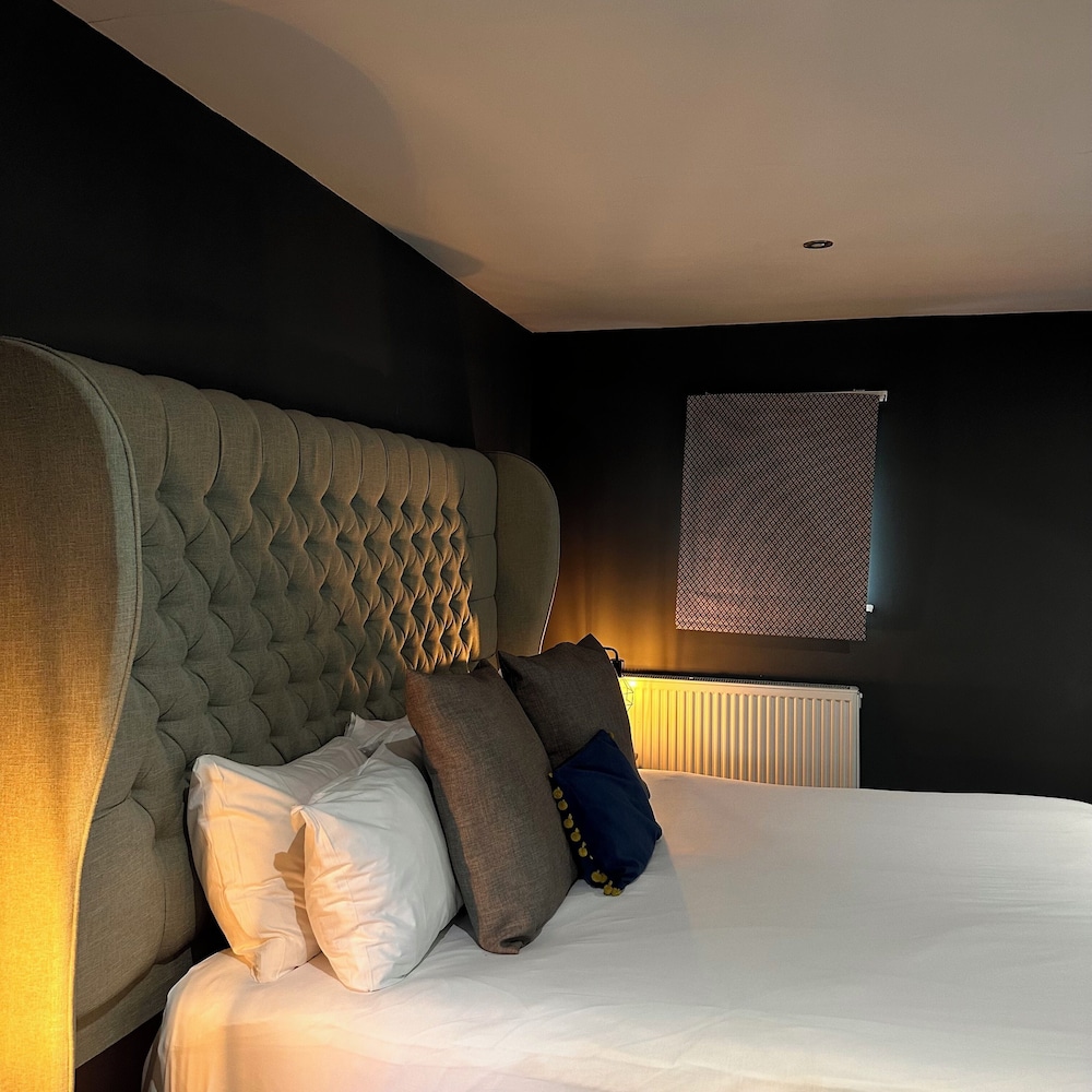 The Vicarage 26/46