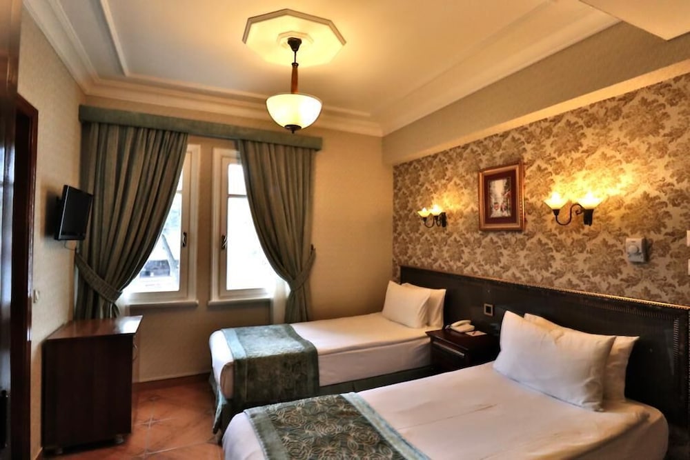 Blue House Hotel 34/78