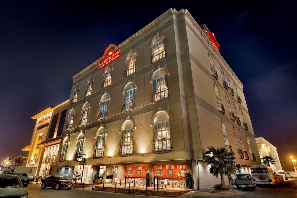 Hawthorn Suites By Wyndham Al Khobar in AL KHOBAR