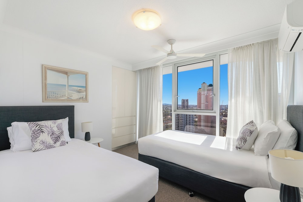 2 BEDROOMS, APARTMENT, OCEAN VIEW
