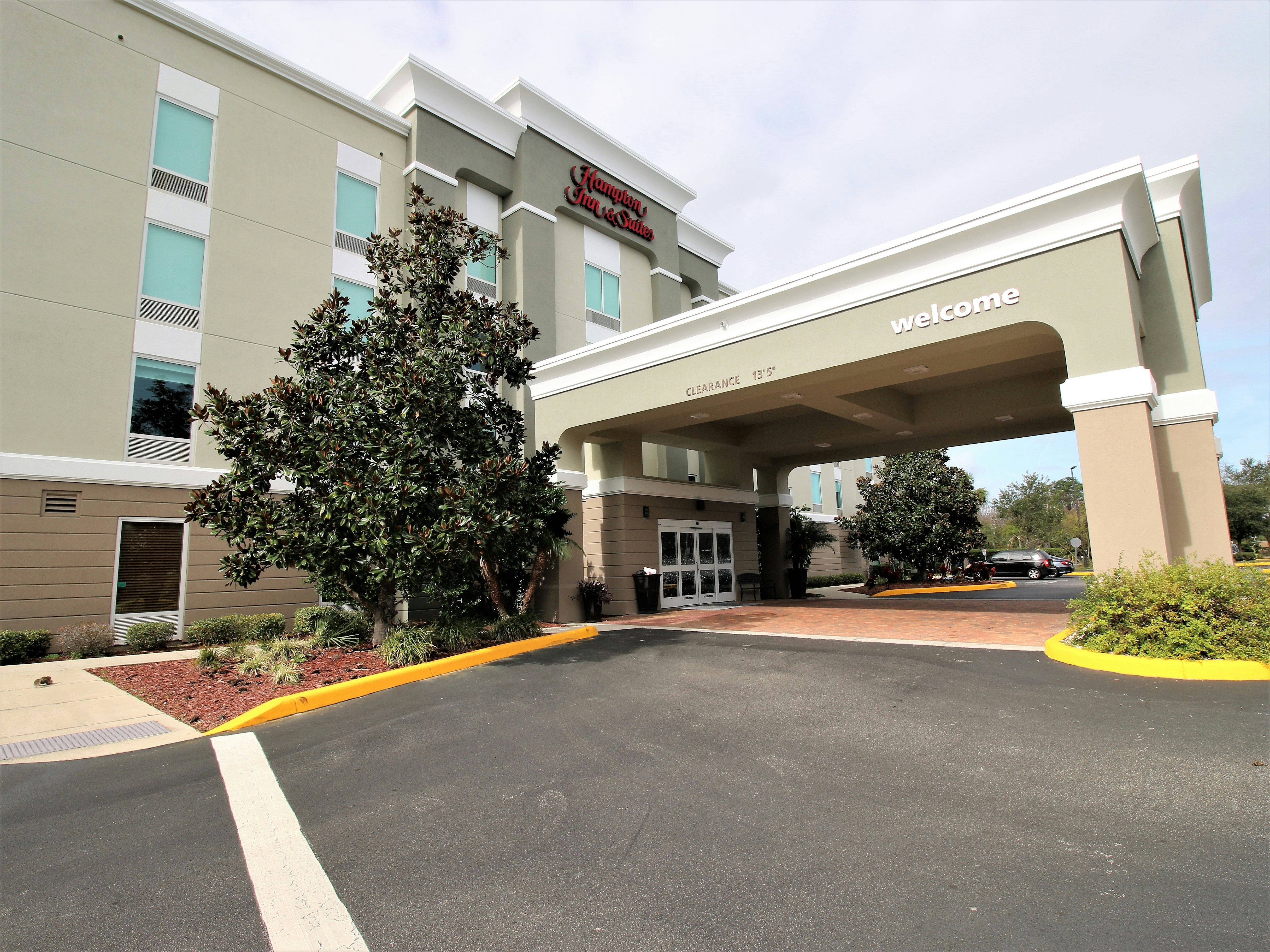 Hampton Inn Suites Palm Coast 66/72
