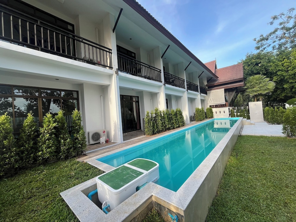 Radateeree Boutique Chiang Mai 69/71