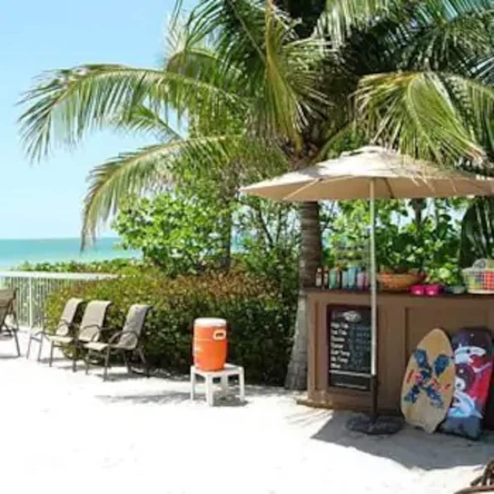 Vanderbilt Beach Resort 4/65