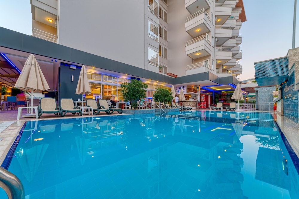 Hatipoglu Beach Hotel 57/66