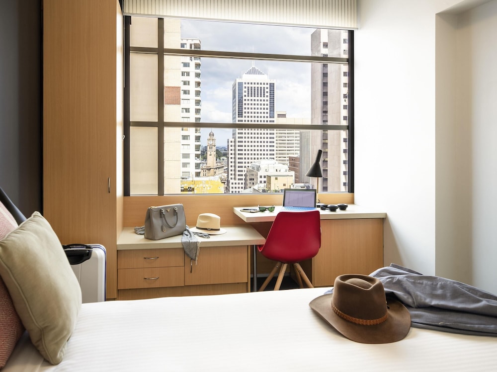IBIS SYDNEY WORLD SQUARE 25/70