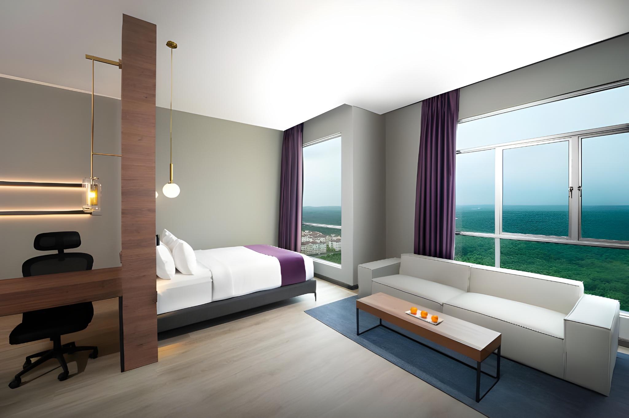 Premier, Double Bed, Forest View
