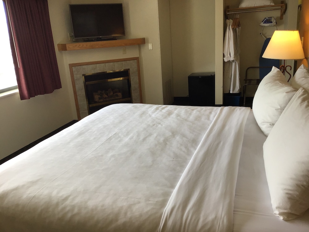 Americinn By Wyndham Cody 28/48