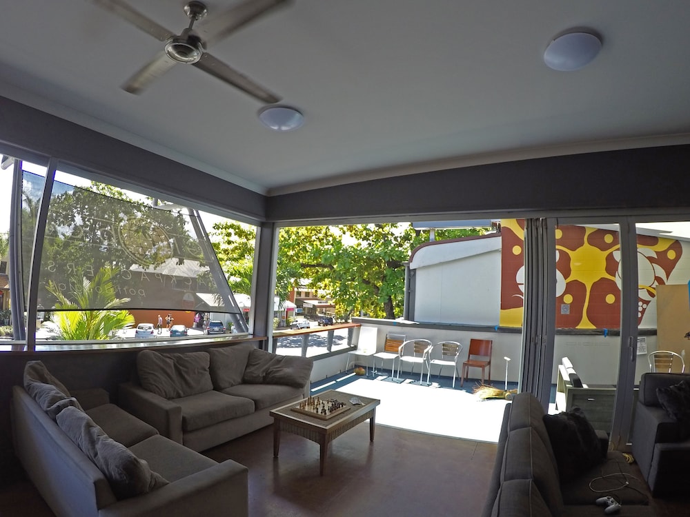 Global Backpackers - Port Douglas 18/29