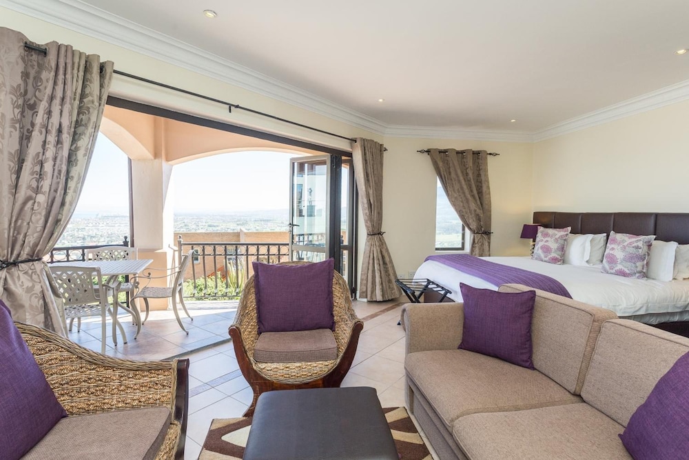 Blue Horizon Guest House 28/48