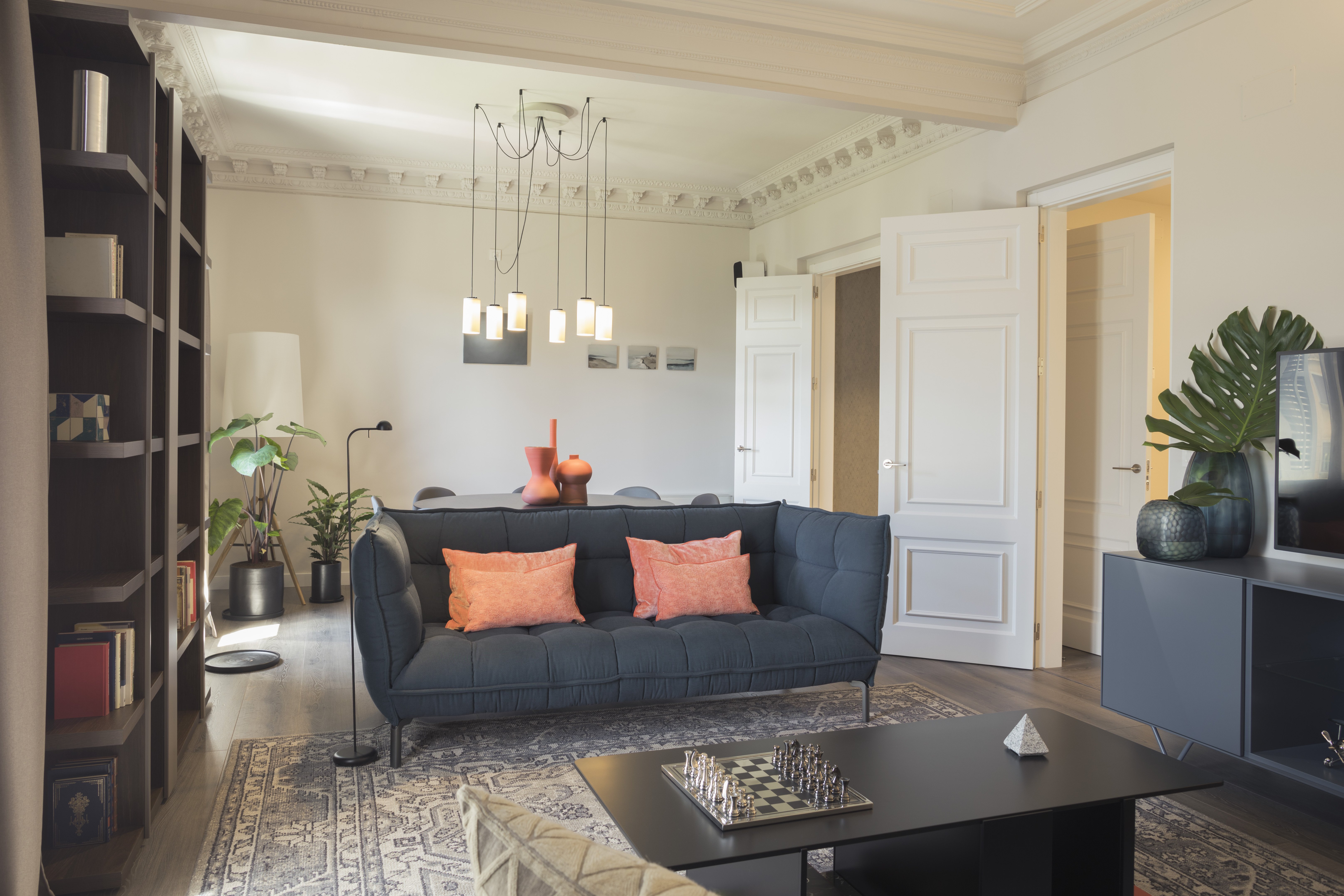 CASAGRAND LUXURY SUITES 48/76