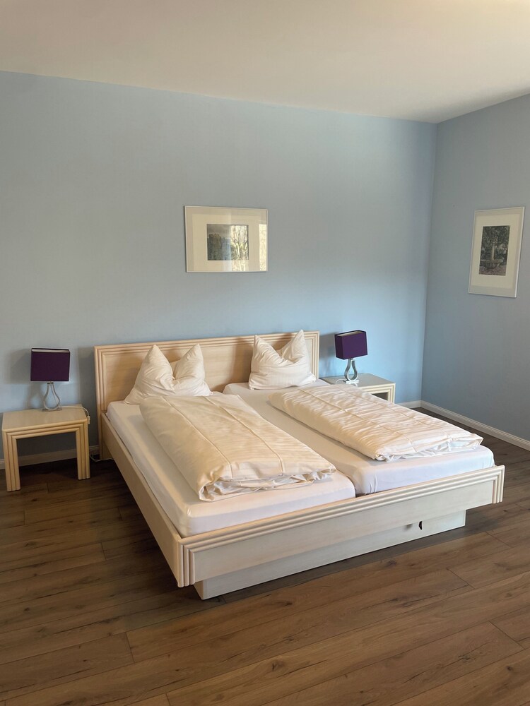 STANDARD, DOUBLE BED