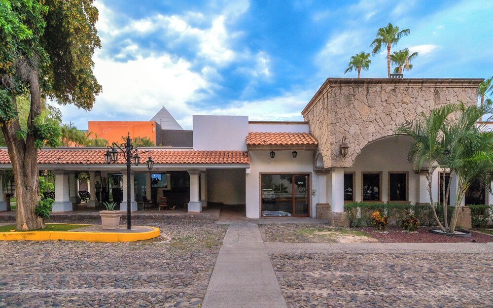 InHouse Select Hacienda Tres Rios 10/70