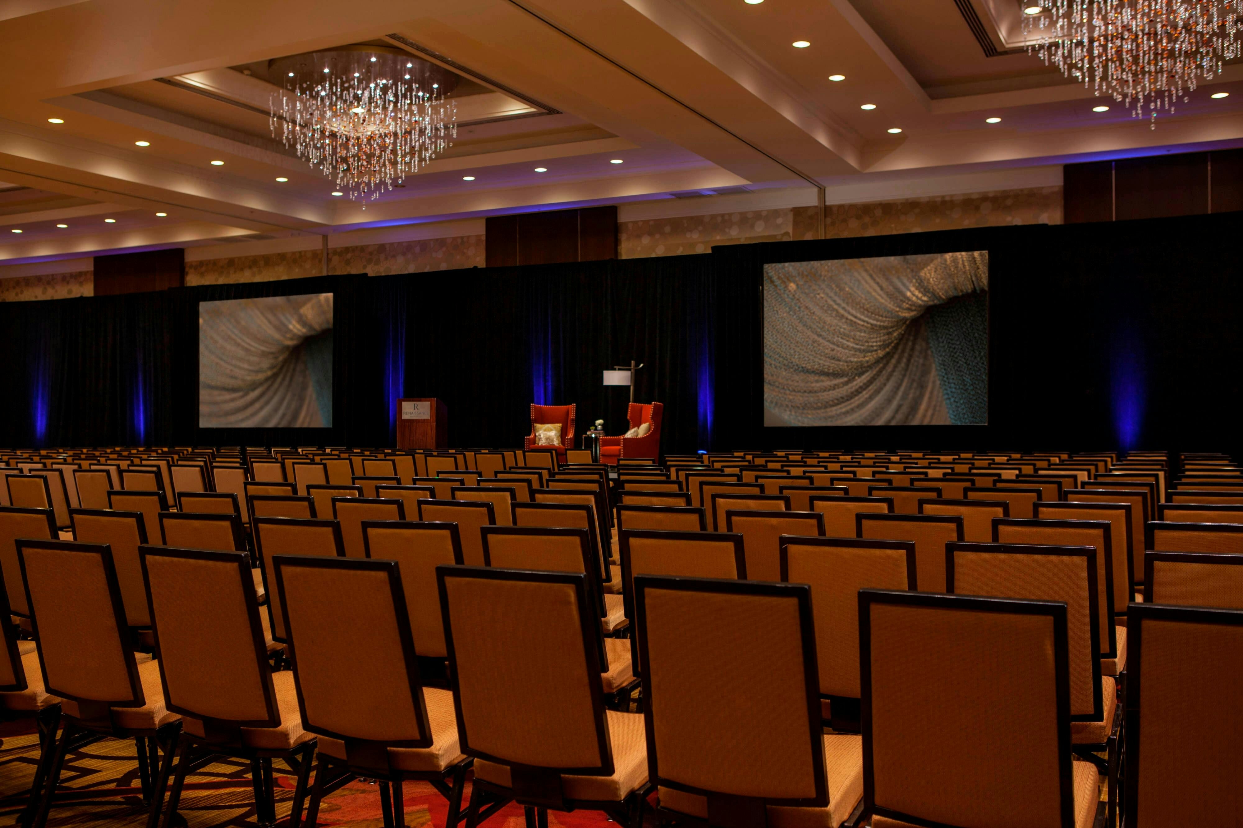 Renaissance Baton Rouge Hotel 45/47