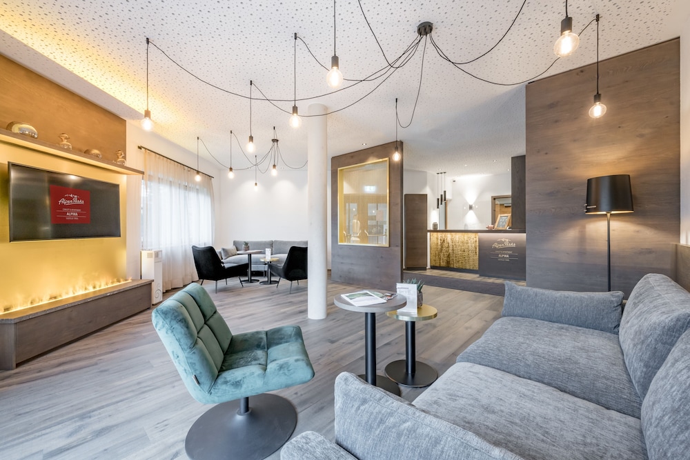 Hotel Alpina 43/68