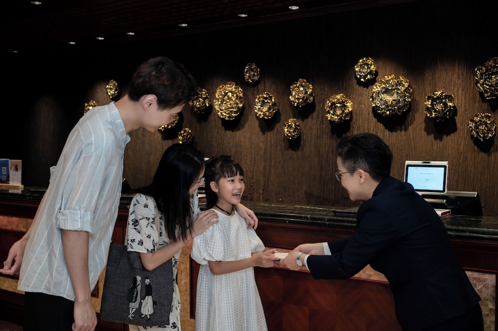 Shangri La Beihai 6/50