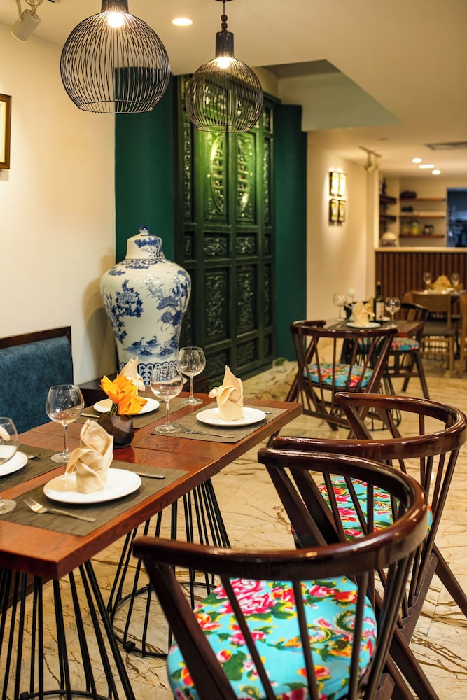 MIDORI BOUTIQUE HOTEL 38/45