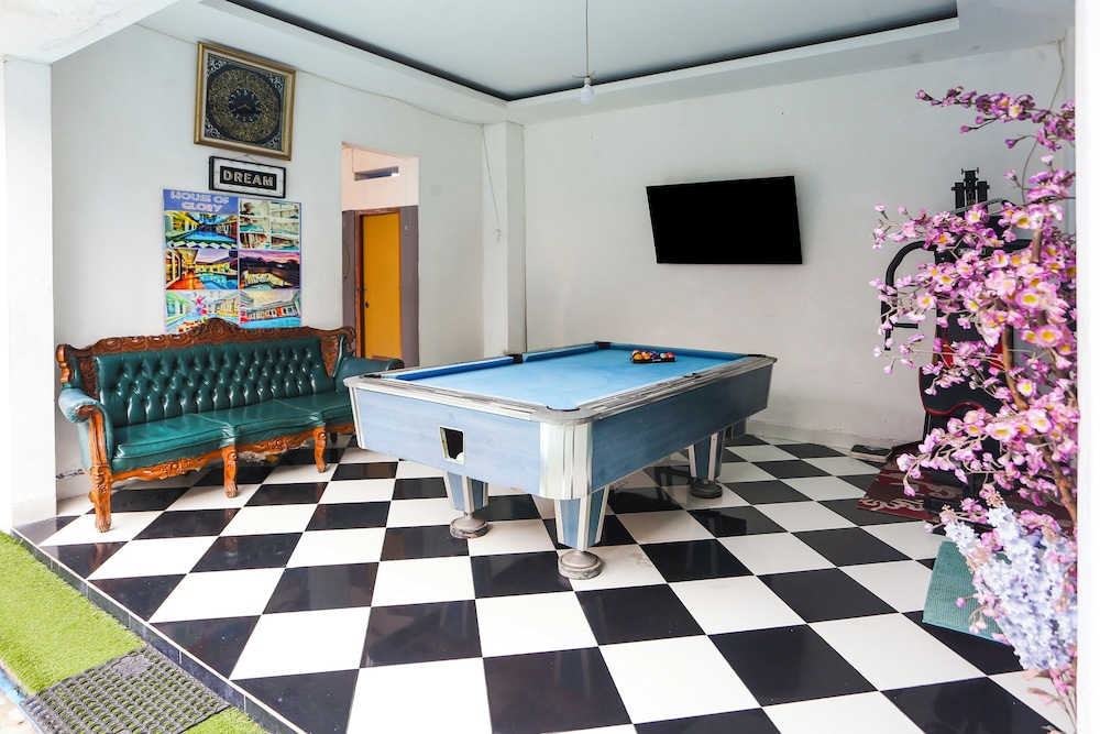 Hotel O Bogor Kota Near Istana Bogor Formerly Ciomas Residence 36/39