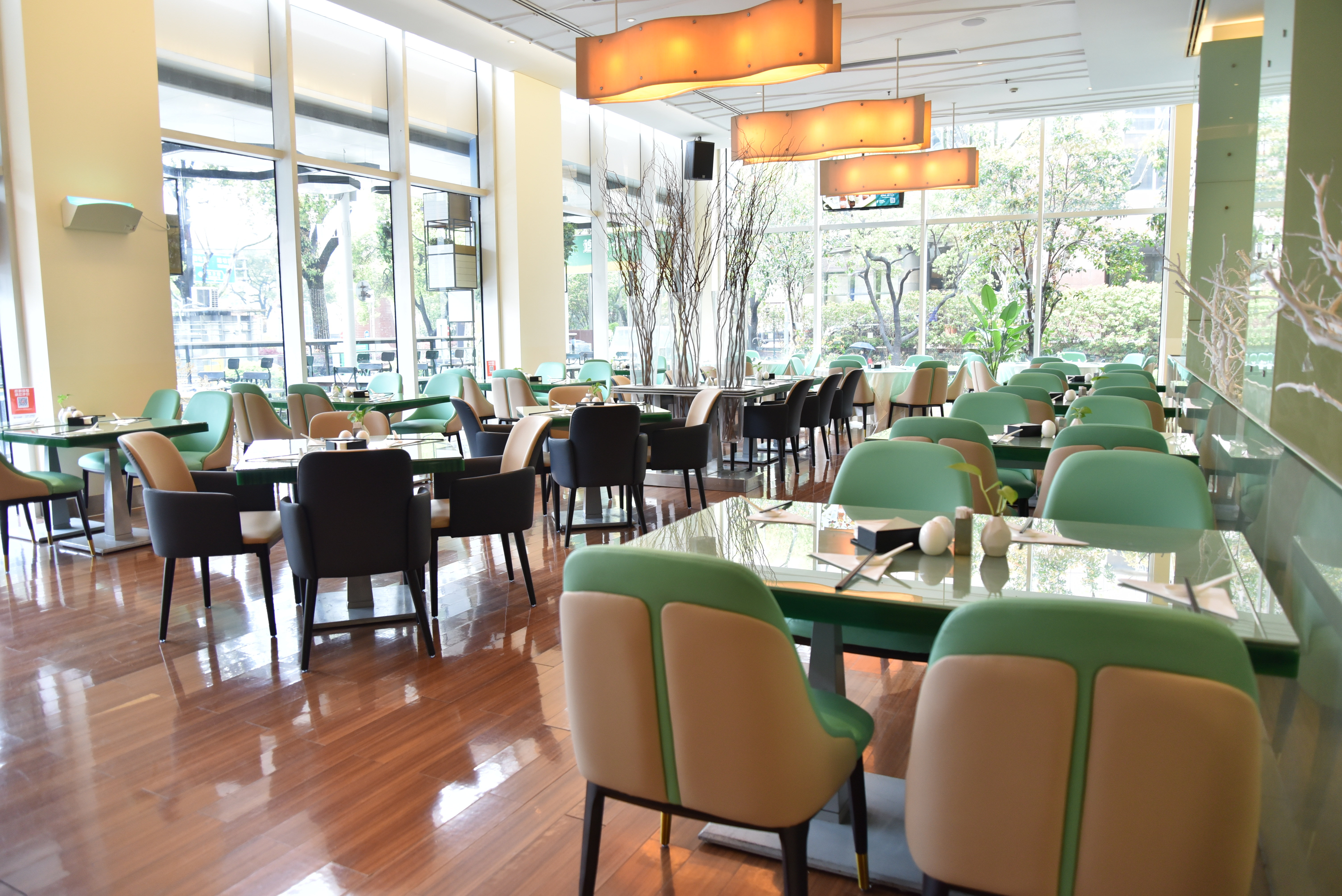 Holiday Inn Pudong 48/76