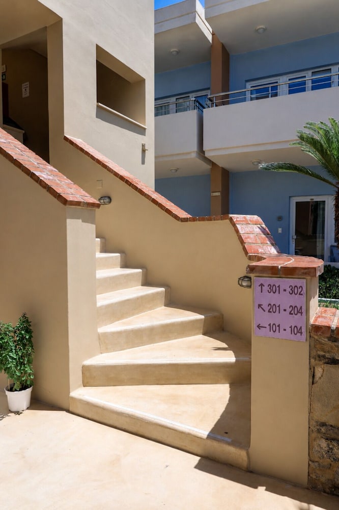 Mylos Hotel & Apartments 11/50