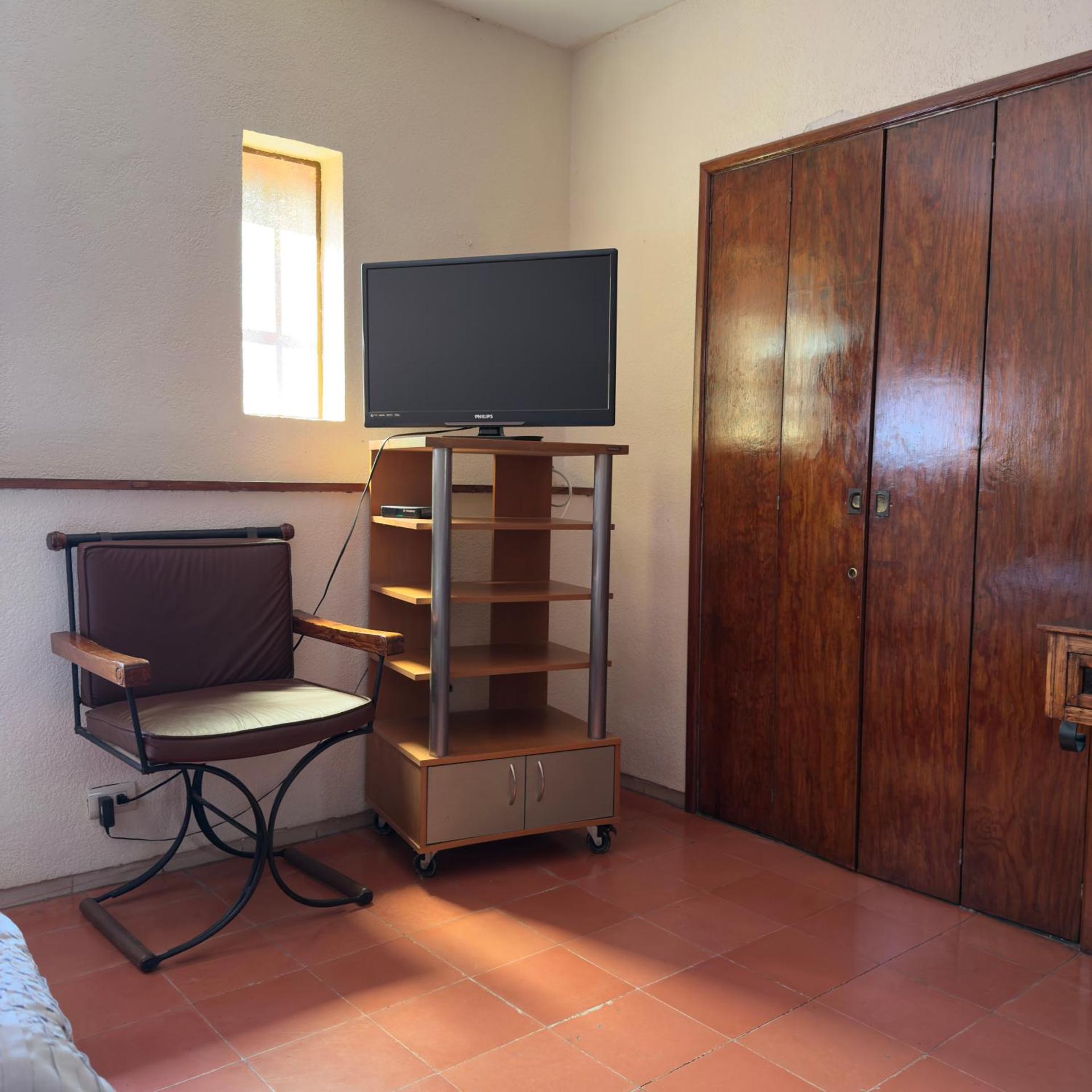 Hotel Embajadoras 46/54