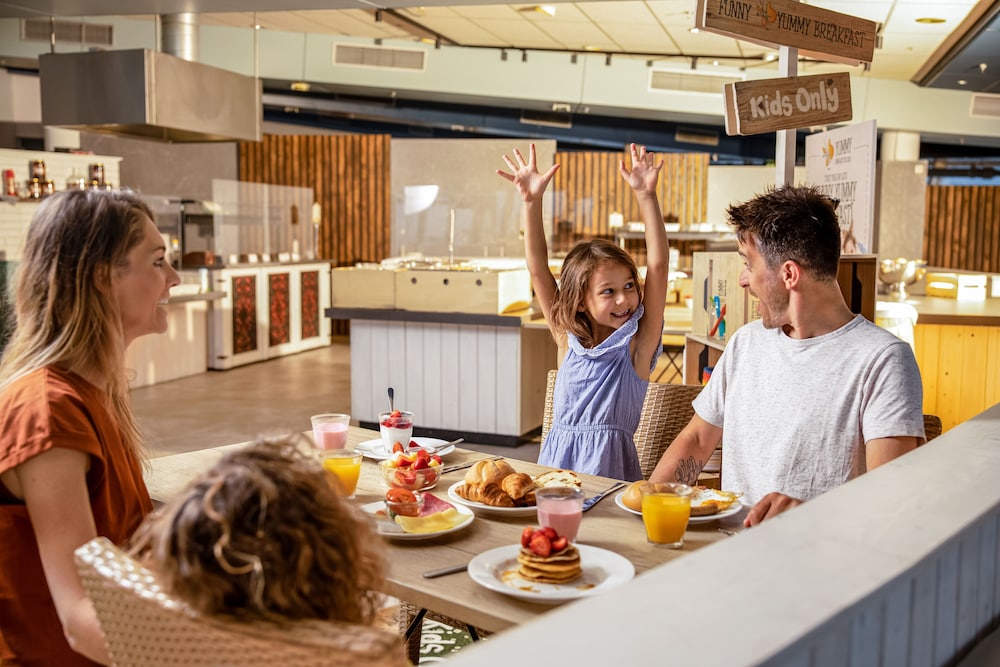 Beach Hotel Zandvoort by Center Parcs 14/33
