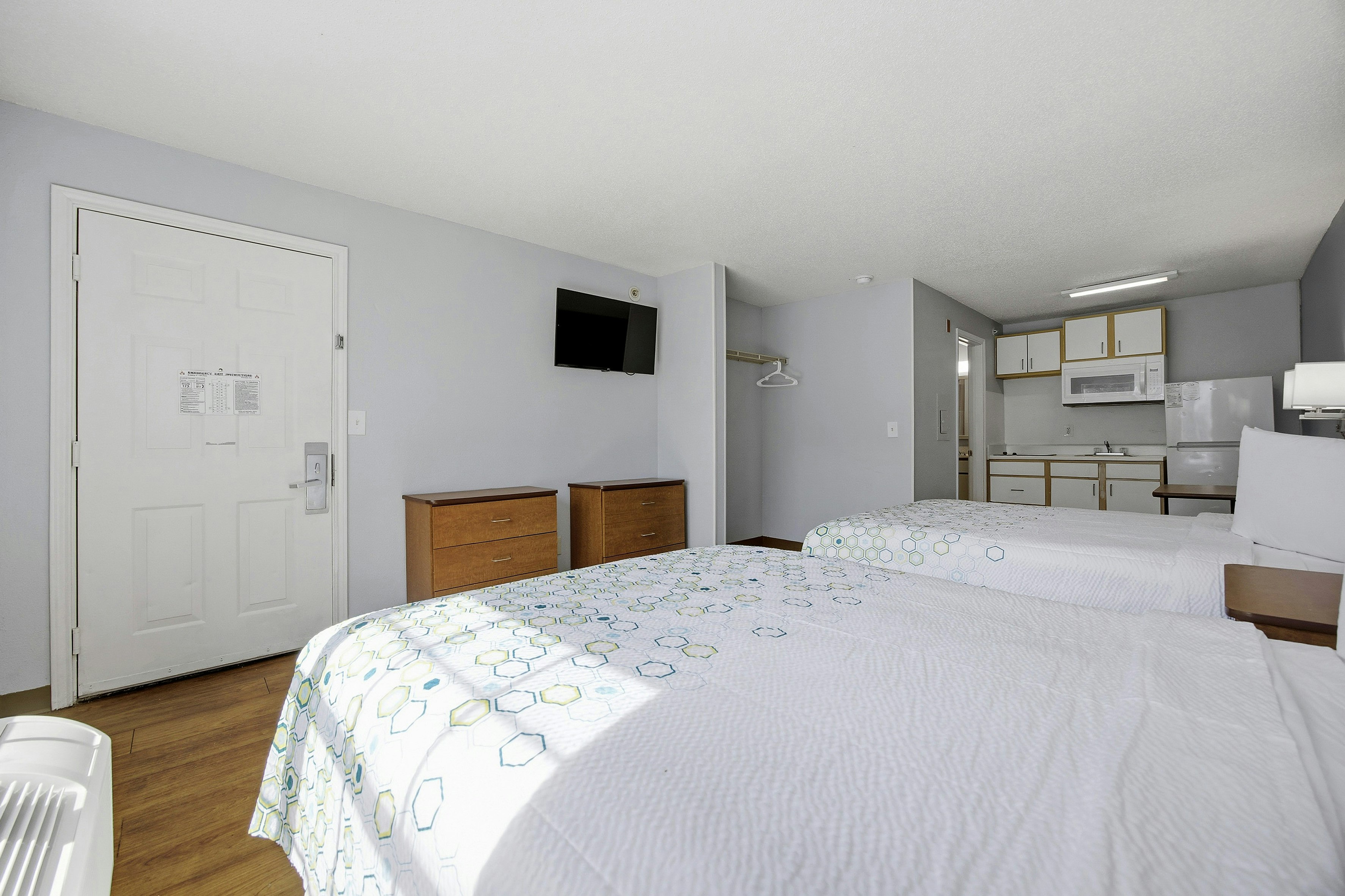 Studio, 2 Queen Beds