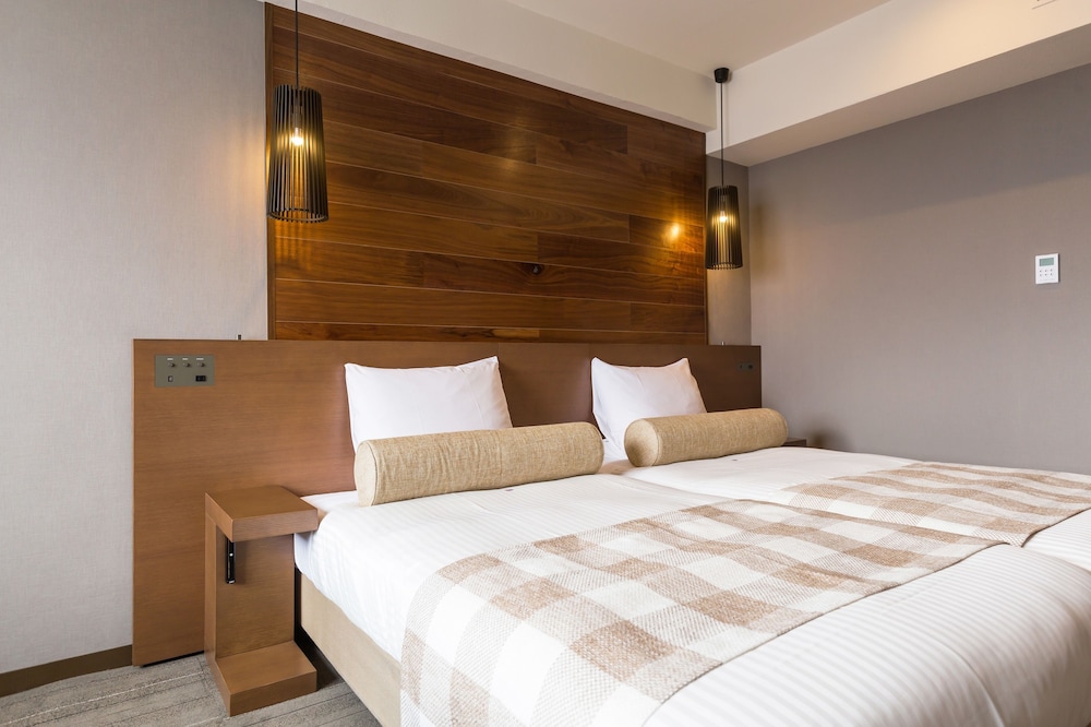 Casual, Twin Beds, Ocean View